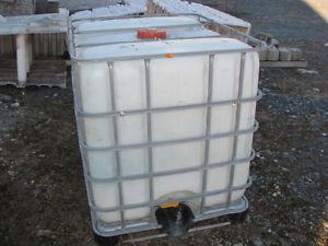 Plastic Tote Tank and Cage Frame ( Litre)