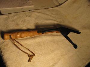 Vintage Handheld Skeet thrower