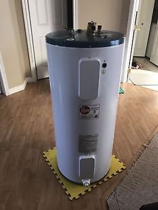 Wanted: Electric hot water tank for sale
