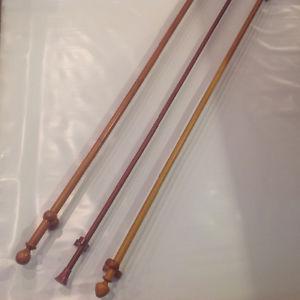 3 DIFFERENT WOOD CURTAIN RODS WITH BRACKETS