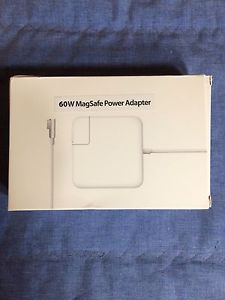 Apple MacBook 60W Magsafe 1 Power Adapter