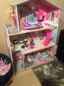 Barbie/Doll House