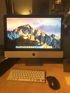 Beautiful 21.5 in iMac Late , Works perfect! OBO