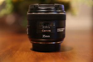 Canon 35mm f/2 IS USM Lens