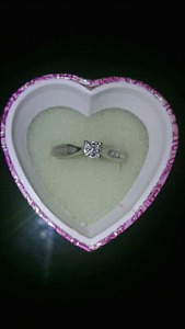 Engagement ring 150$