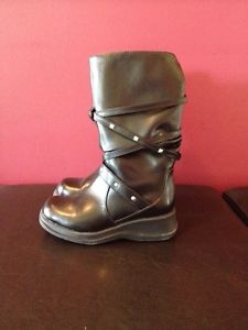 Girls fashion boots-size 10.5
