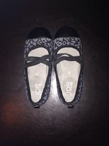 Girls shoes-size 10