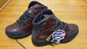 Kodiak men's boots size 11 brand new