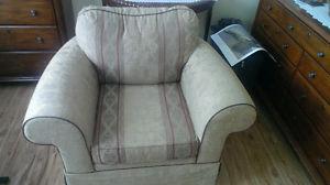 Living Room Chair - Excellent condition