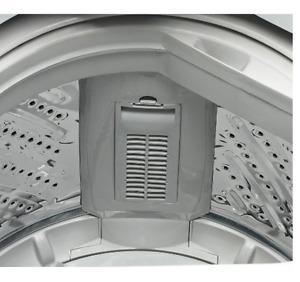 Midea 5kg compact portable washing machine / washer