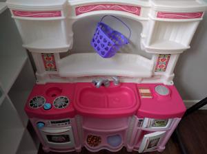 Moving sale, Little kitchen with plastic food
