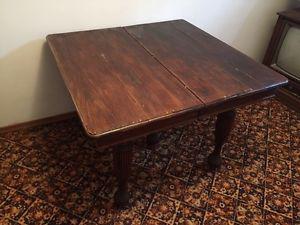 Antique table from the 30s