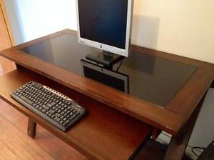 EXCELLENT QUALITY COMPUTER DESK !! $140 Only!