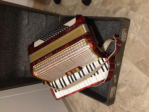 Hohner 2 Concerto accordion