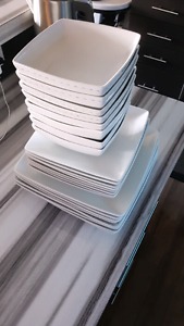 Plates and bowls (24pieces)