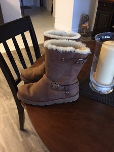 Reduced....genuine Uggs boots