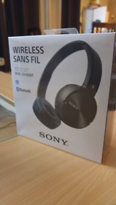 Sony Bluetooth Headphones BNIB