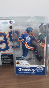 The GREAT ONE! Wayne GRETZKY!! 1 LEFT!