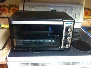 Toaster/convection oven