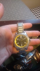 Tommy bahama relax watch