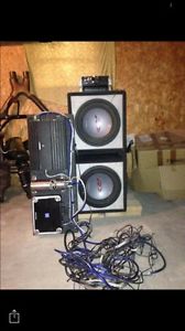 Wanted: 2 amps a compasitor and deck
