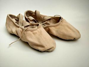 Bloch pink canvas ballet shoes, size 5