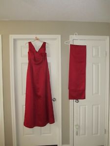 Size 12 Formal Gown - red (Canadian sz)