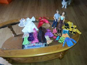 Barbie clothes and accessorys