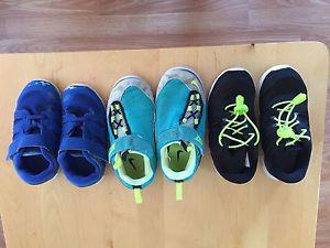 Nike toddler shoes lot size 10c and 11c