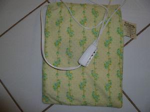 Selling Solaray Heating Pad with Remote Control