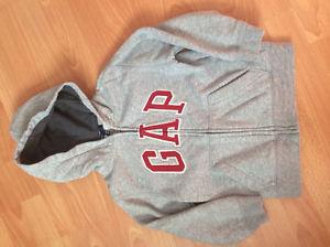 Size 4/5 Gap hoodie
