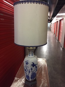 Table lamp