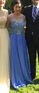 Wanted: Prom dress