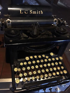 's LC Smith & Corona typewriter