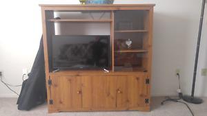 tv entertainment shelf