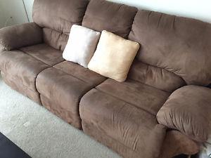 3 Seat Recliner Couch (Brown)