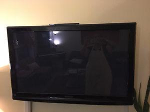 42 Inc Flat screen HD TV