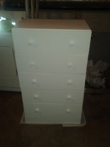 5 Drawer Dresser for sale
