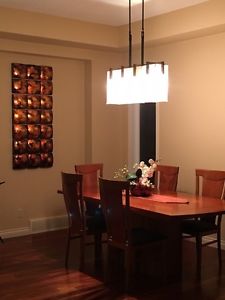 Dinning table + 6 chairs
