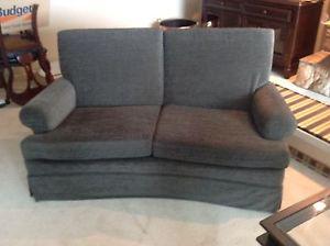 Flexsteel 60" Sofa