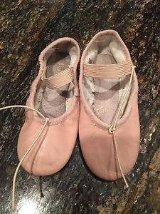 Girls Dancing Ballet Slippers Shoes - Size 10