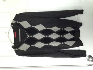 Men's diamond pattern sweater