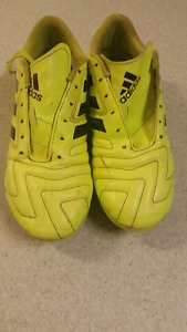 Soccer cleats