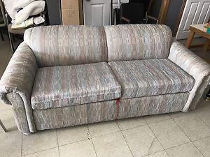 Sofa bad in great condition.
