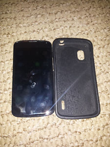 Unlocked/Rooted LG Nexus 4 + leather wallet case and hard