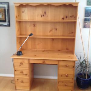 pine desk / with attached bookcase/excellent condition/