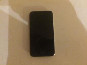 8 gb iPod touch for sale