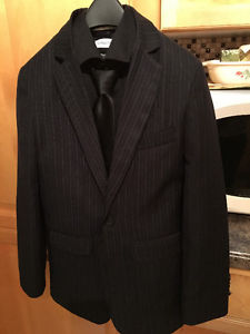 Boys suit with shirt & tie size 10
