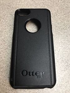 LIKE NEW OTTER CASE FOR IPHONE