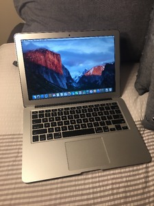  MacBook Air 13in, mint condition!